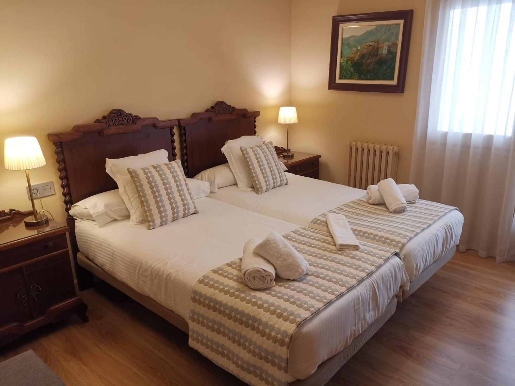 Apartament El Miracle Cardona Luaran gambar
